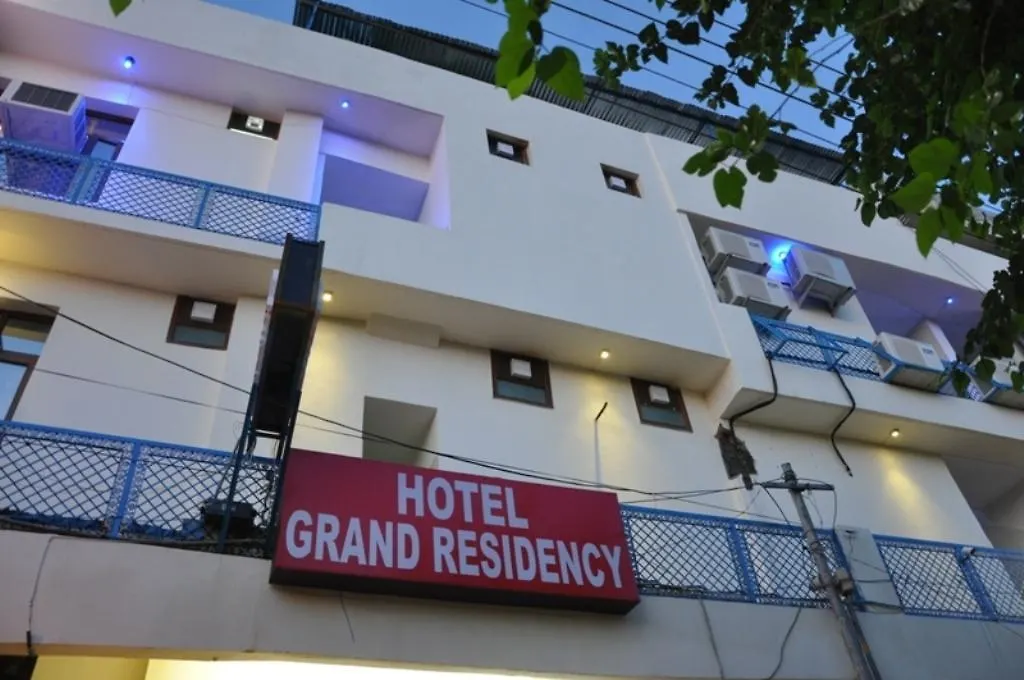 Hotel Grand Residency Chandigarh 2*,  India